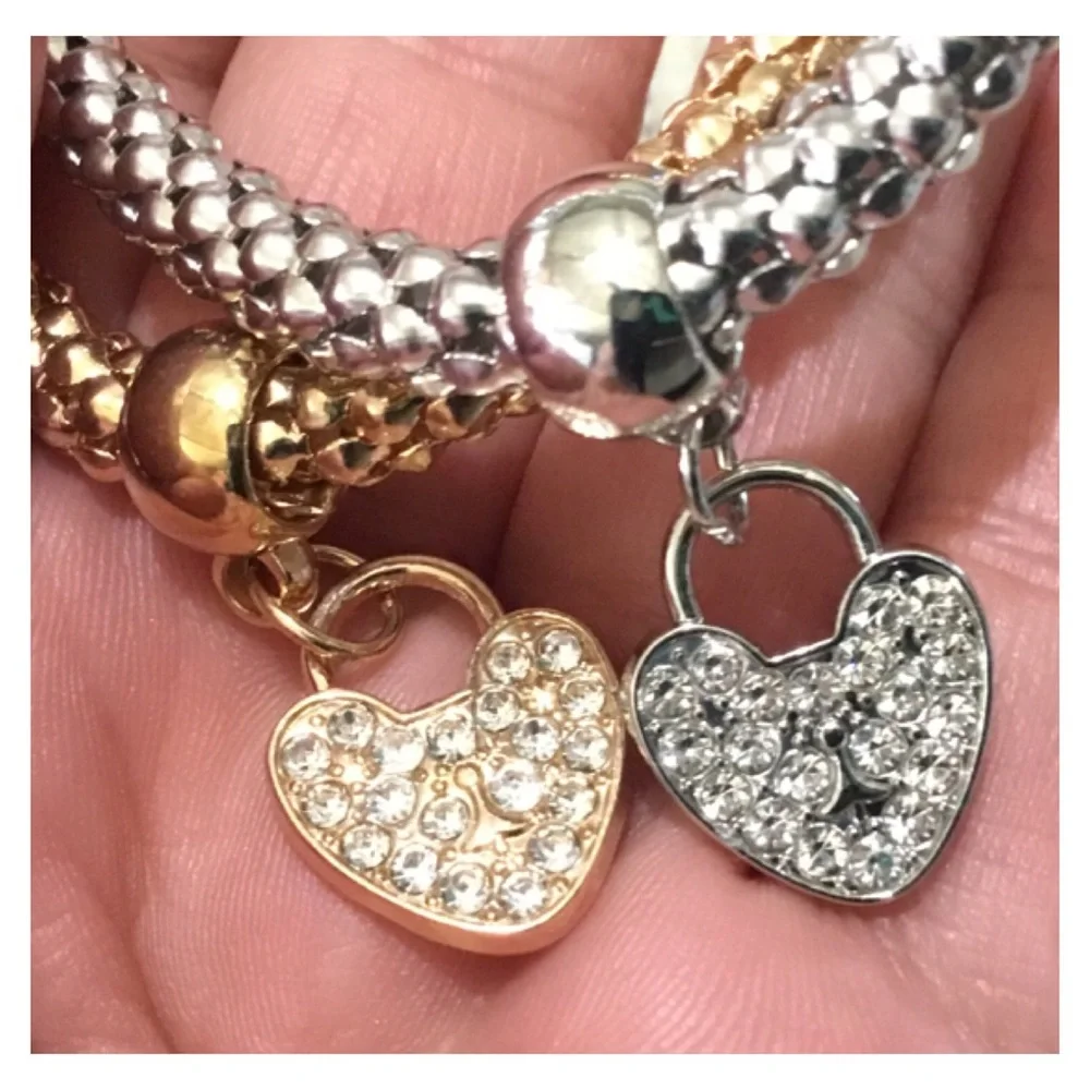 New! 2pc Gold Silver Rhinestone Heart Pendants Stretch Bracelet Set